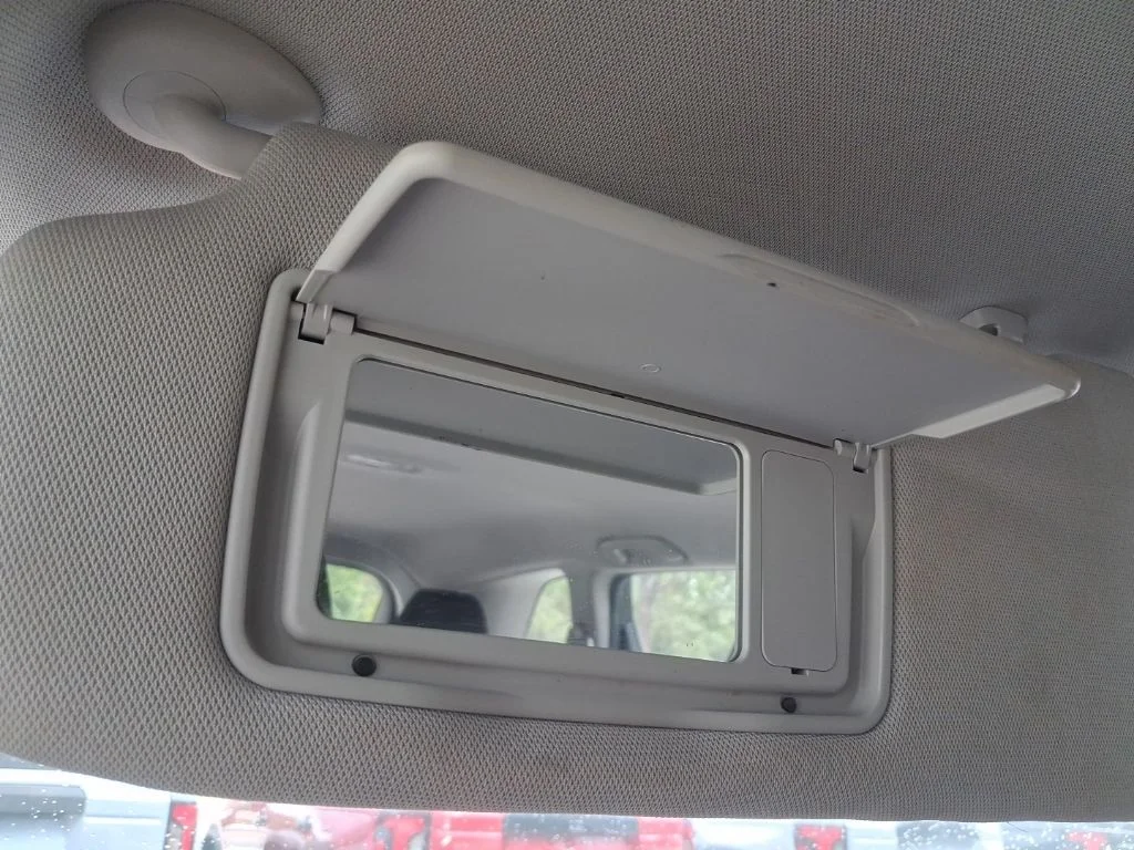 Used 2023  Honda LX image 26