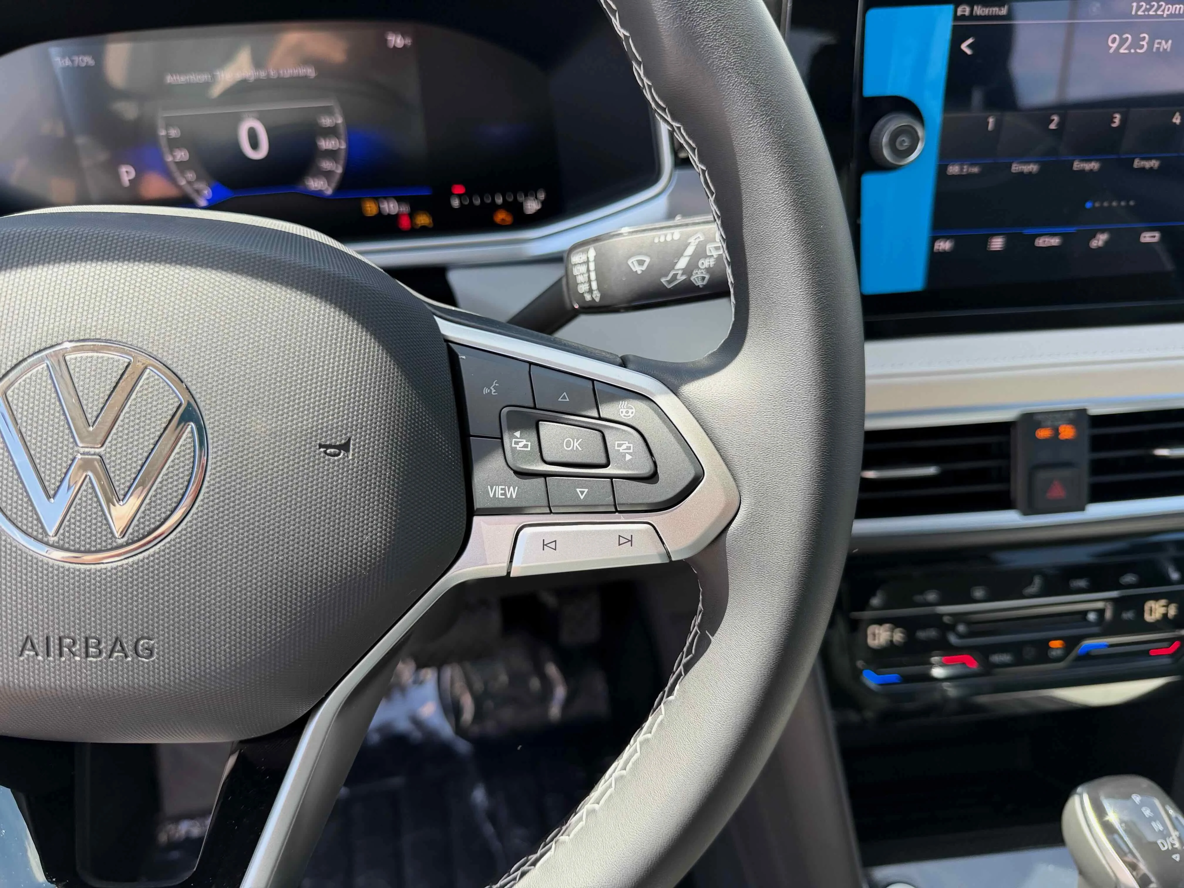 New 2026 Pure White Volkswagen SE image 17