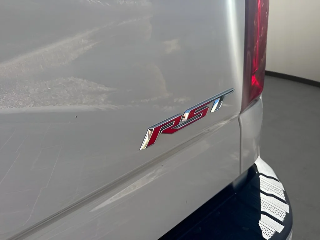 New 2026 White Sands Chevrolet RST image 33