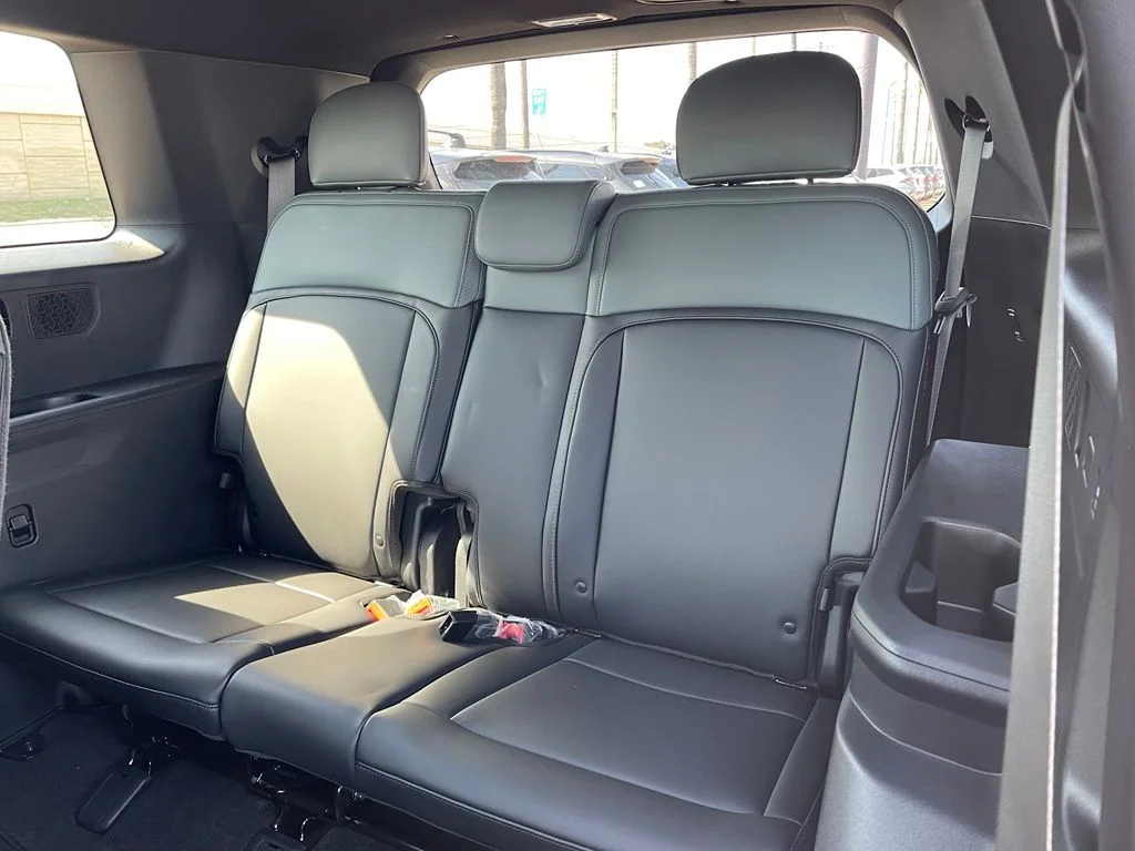 New 2027 White Kia  image 20
