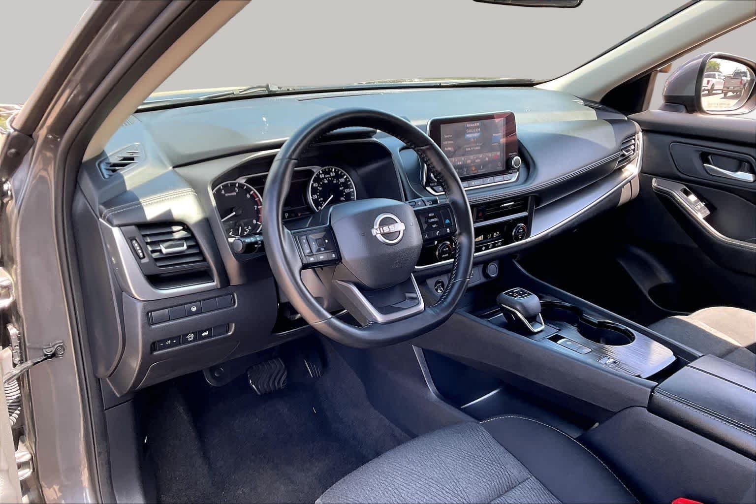 Used 2025 Gun Metallic Nissan SV image 16