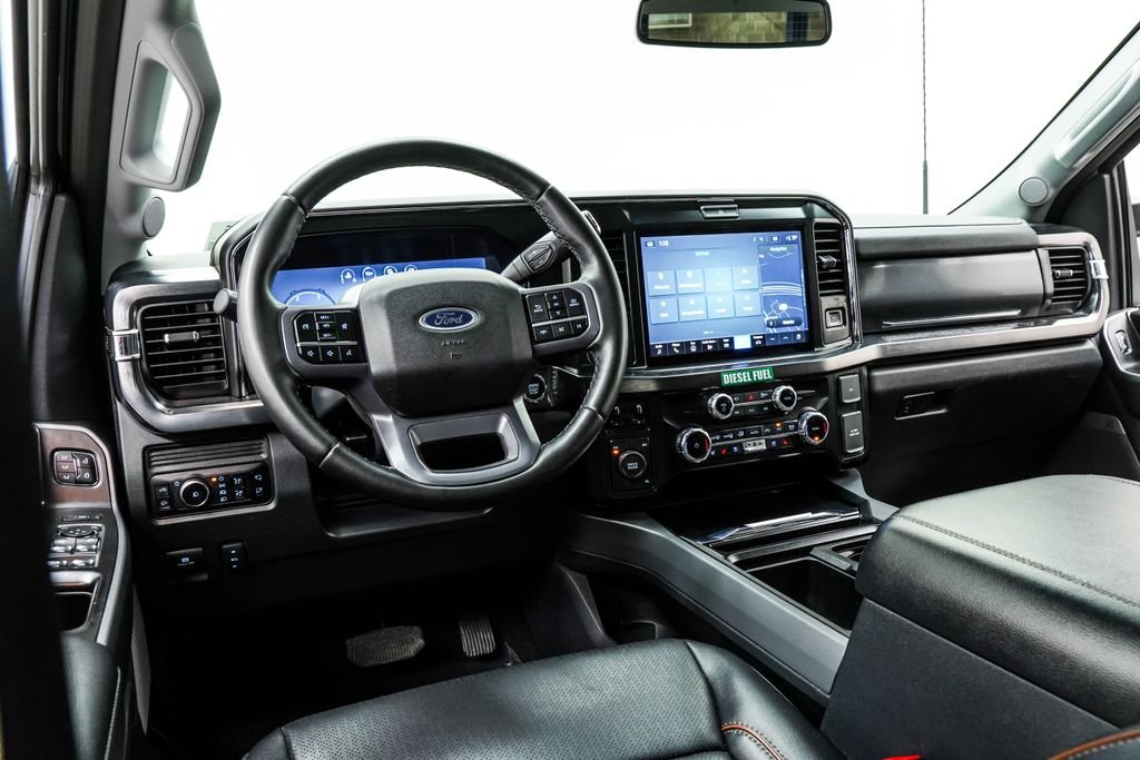 Used 2026 White Ford Lariat image 5