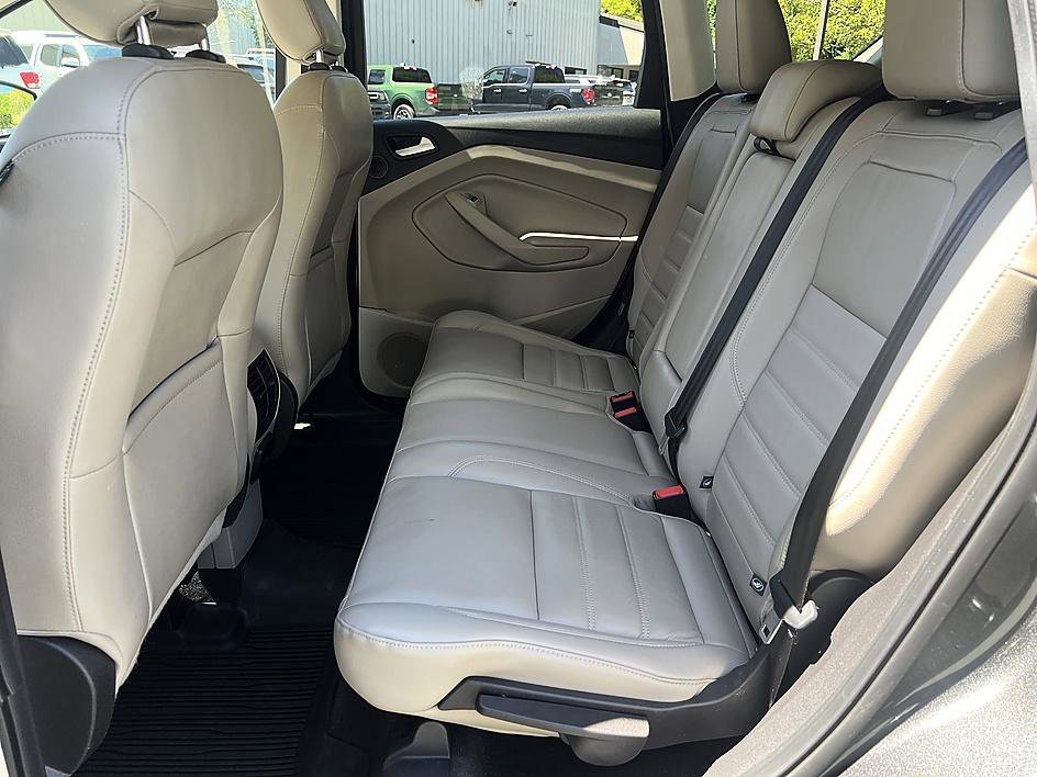 Used 2019 Magnetic Ford Titanium image 12
