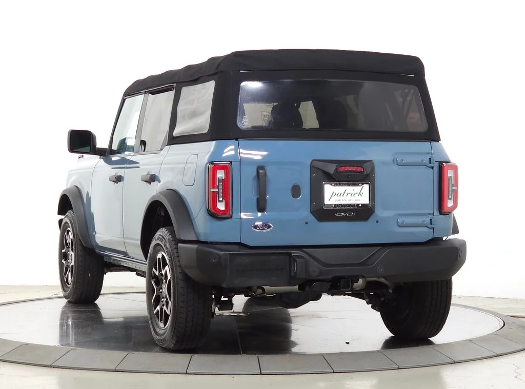 Used 2021  Ford Big Bend image 3