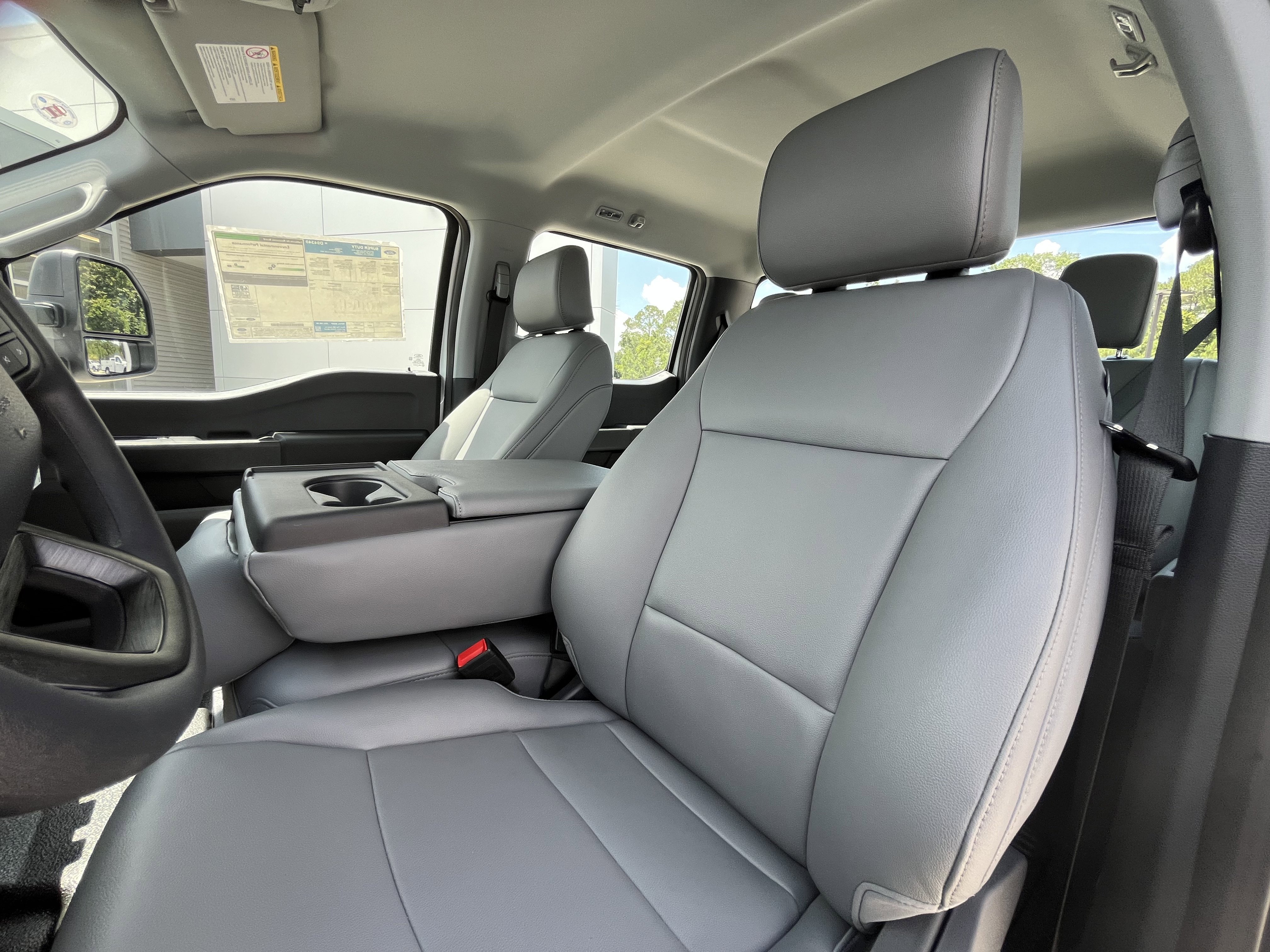 2025 Ford F-350 Super Duty Chassis Cab XL - Photo 14