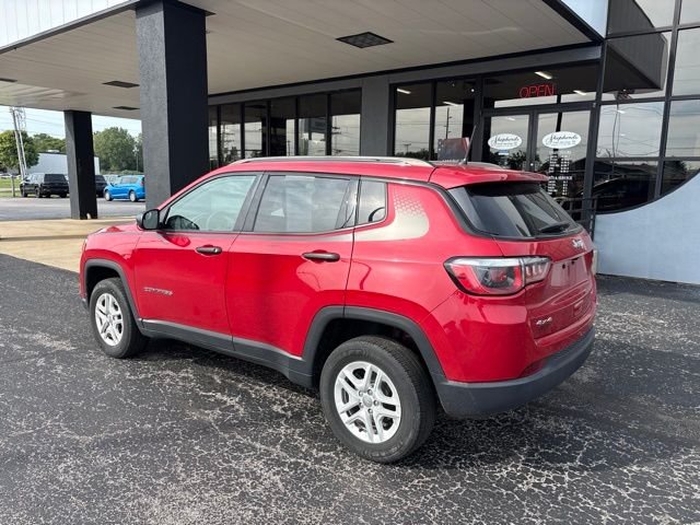 Used 2018 Red Jeep Sport image 8