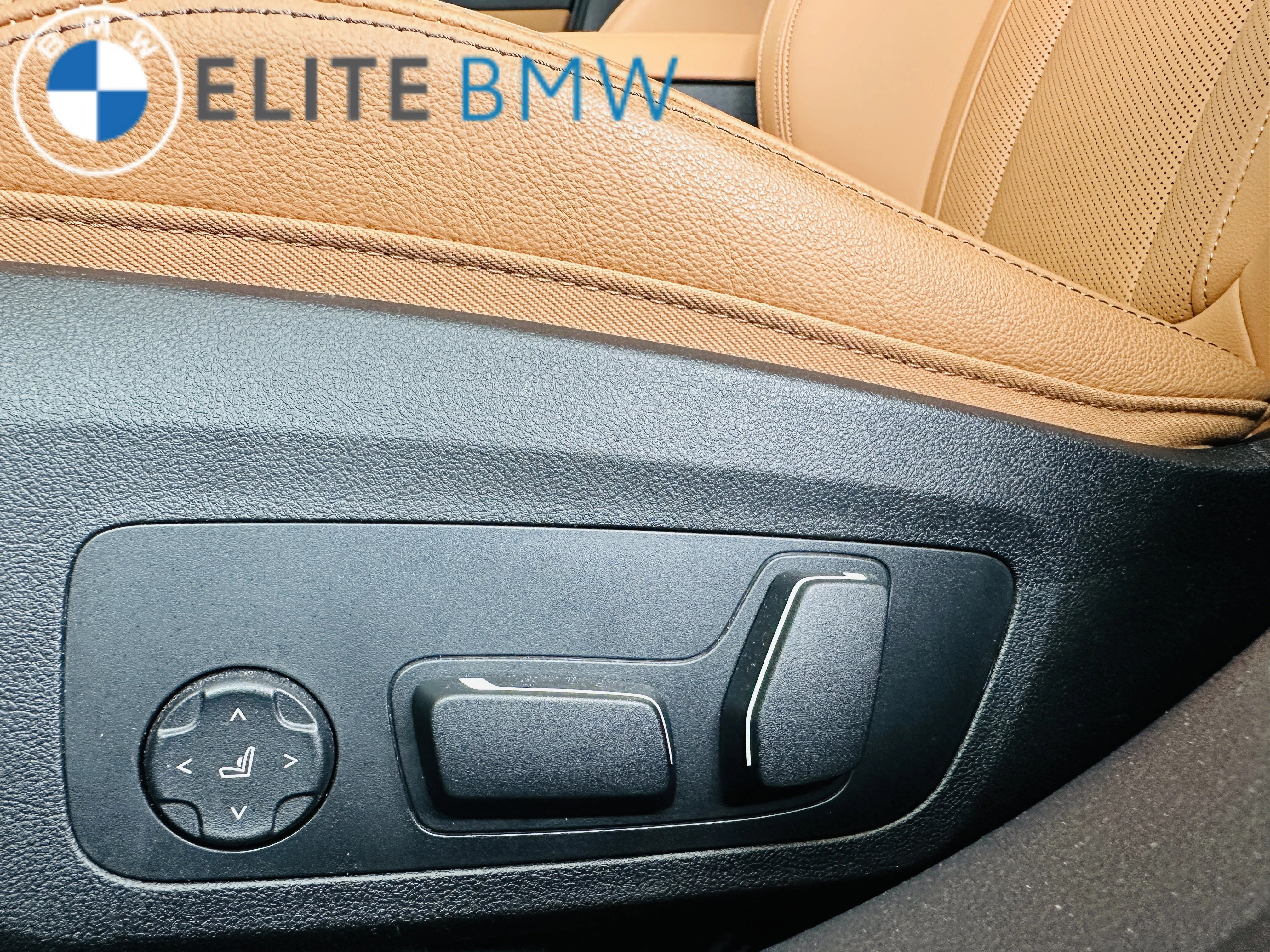 Used 2026 Alpine White BMW 330i xDrive image 7