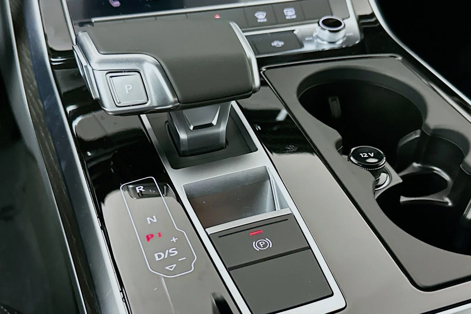 2026 Audi Q7 Premium - Photo 7