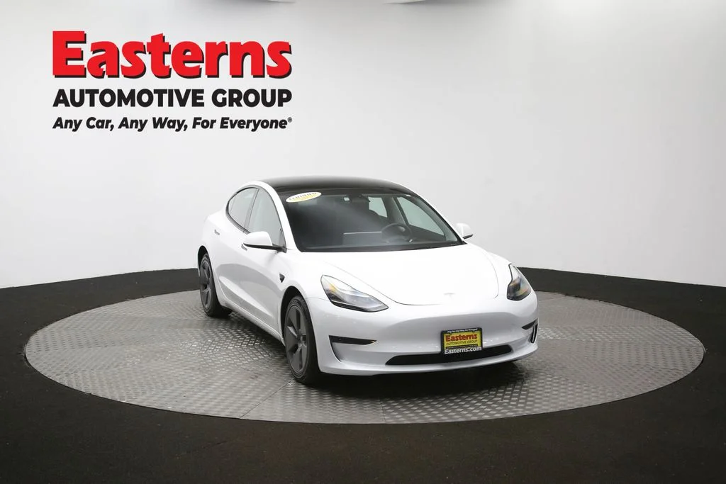 Used 2023 White Tesla Base image 44
