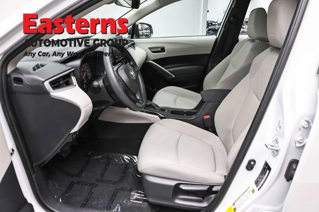 Used 2023 Beige Toyota L image 13
