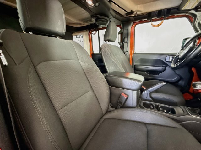 Used 2018 Punkn Metallic Clearcoat Jeep Unlimited Sport S image 24