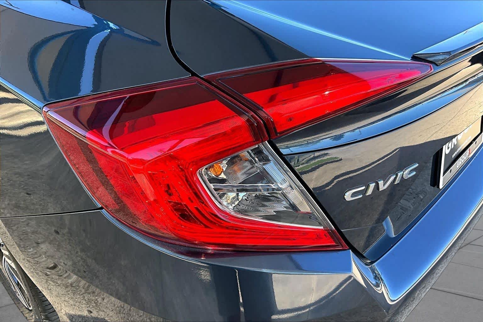 Used 2017 Cosmic Blue Metallic Honda EX-L image 28