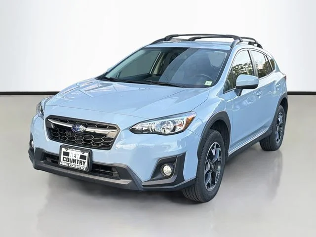 Used 2019 Gray Subaru 2.0i Premium image 3