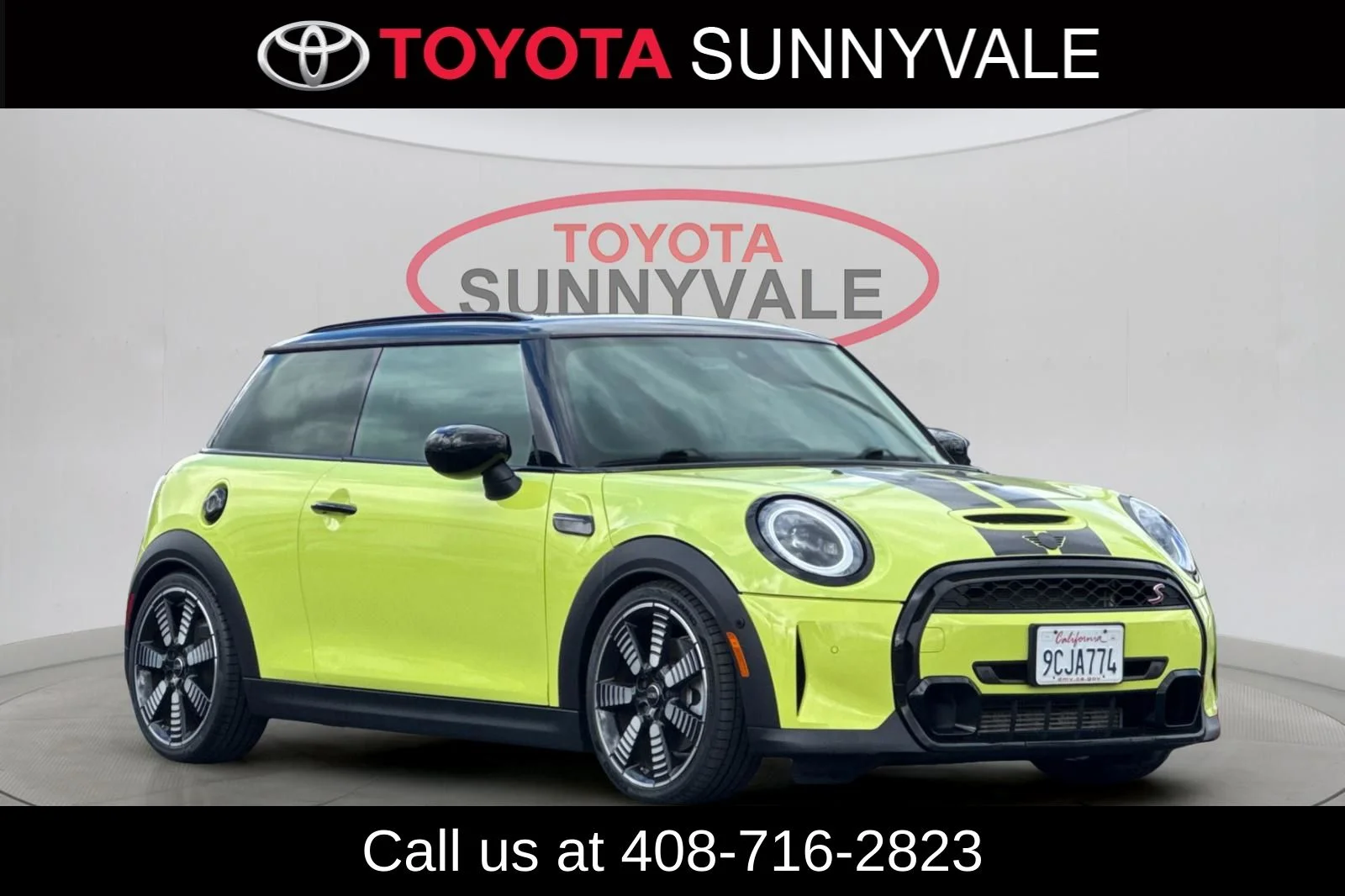 Used 2023 Yellow MINI Iconic image 10