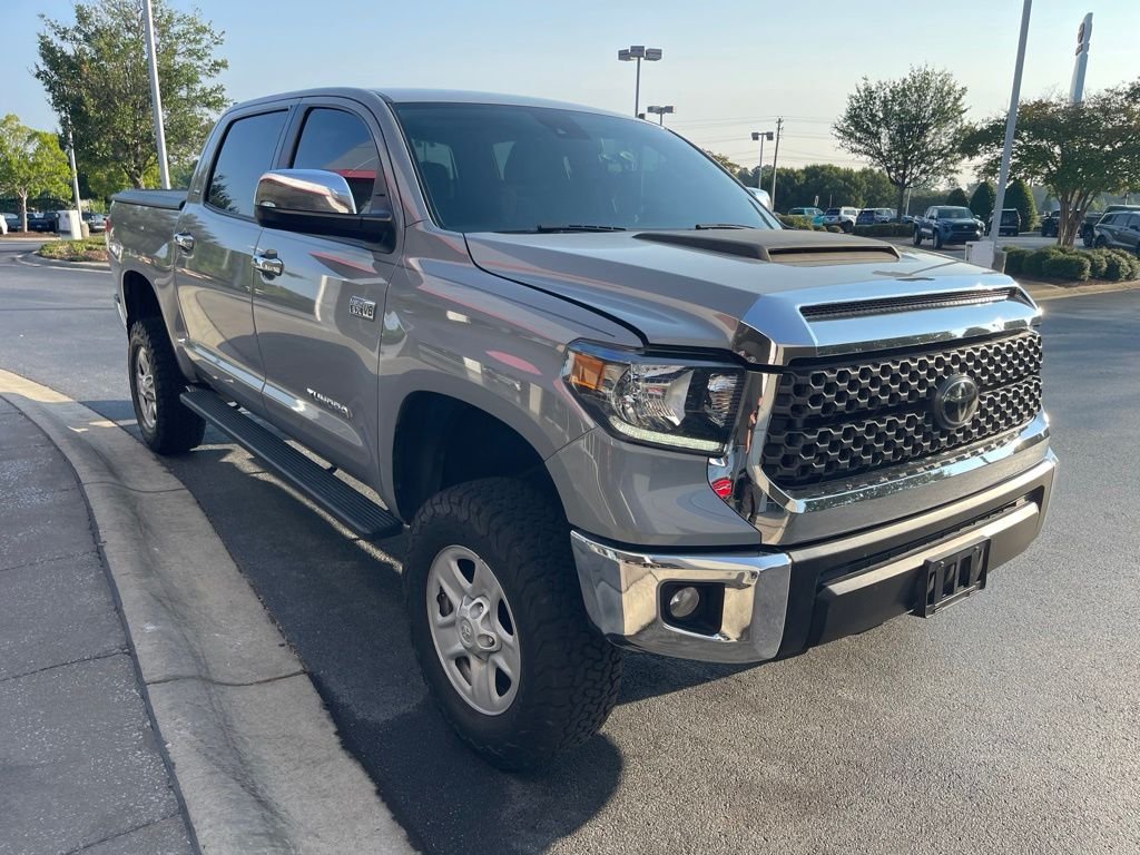 Used 2021  Toyota SR5 image 2