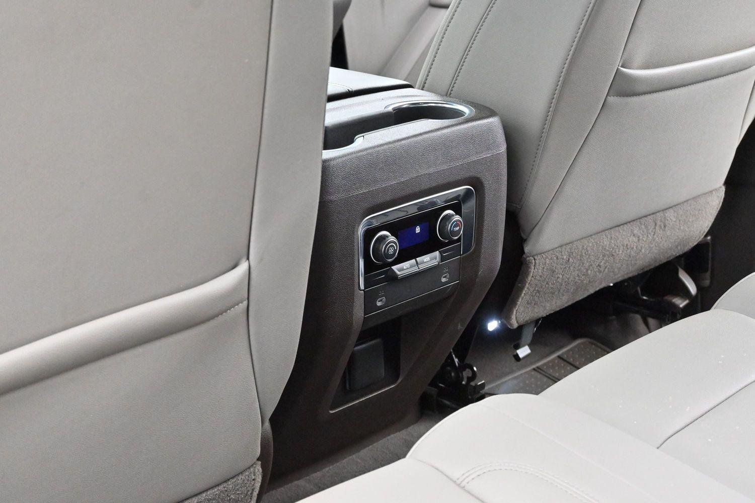 Used 2021 MIDNIGHT BLUE METALLIC Chevrolet Z71 image 33