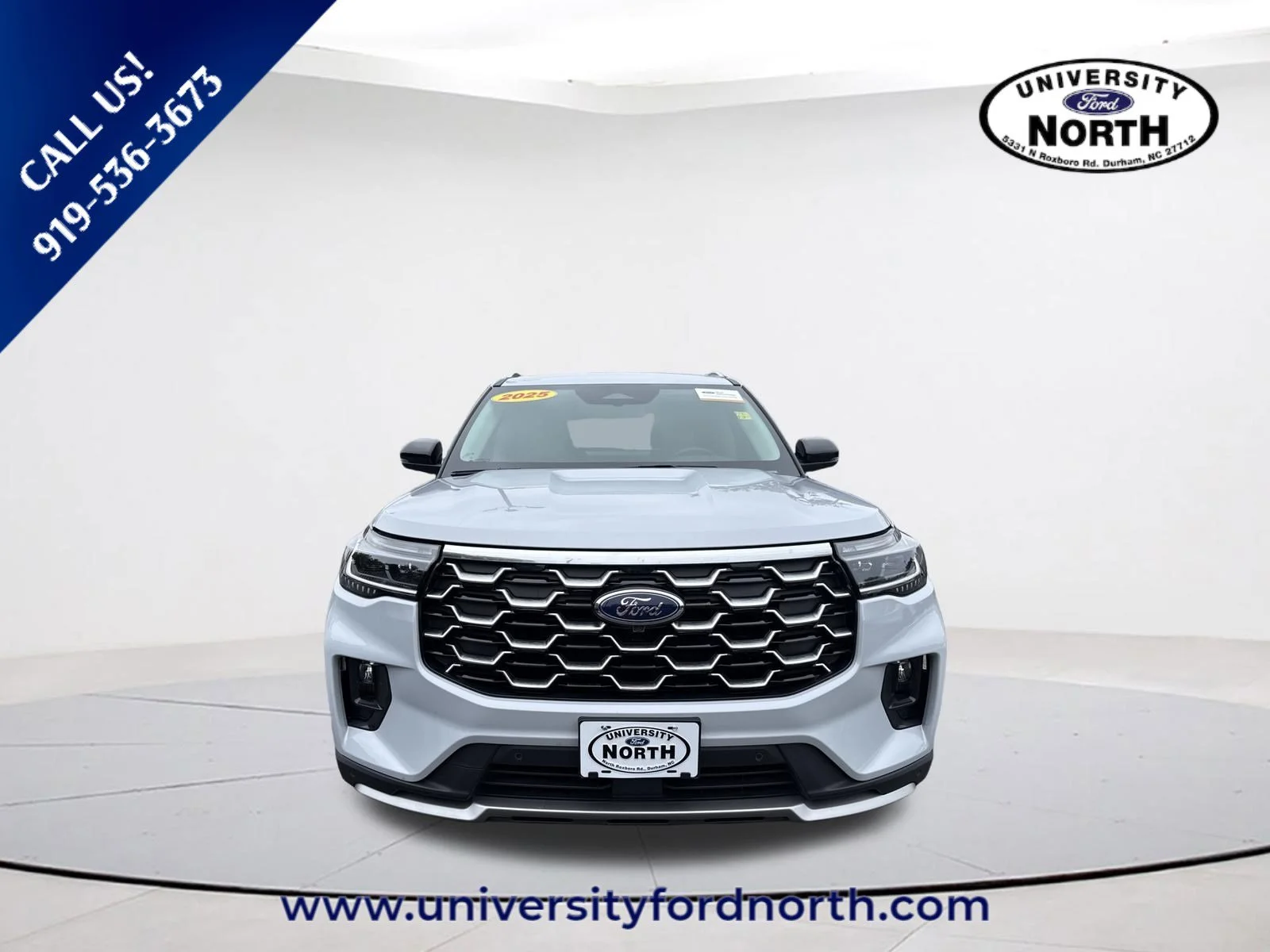 Used 2025 Space White Metallic Ford Platinum image 2