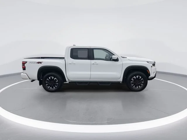 Used 2023 White Nissan PRO-4X image 9
