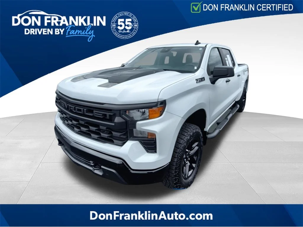 Used 2025 White Chevrolet Custom Trail Boss image 1