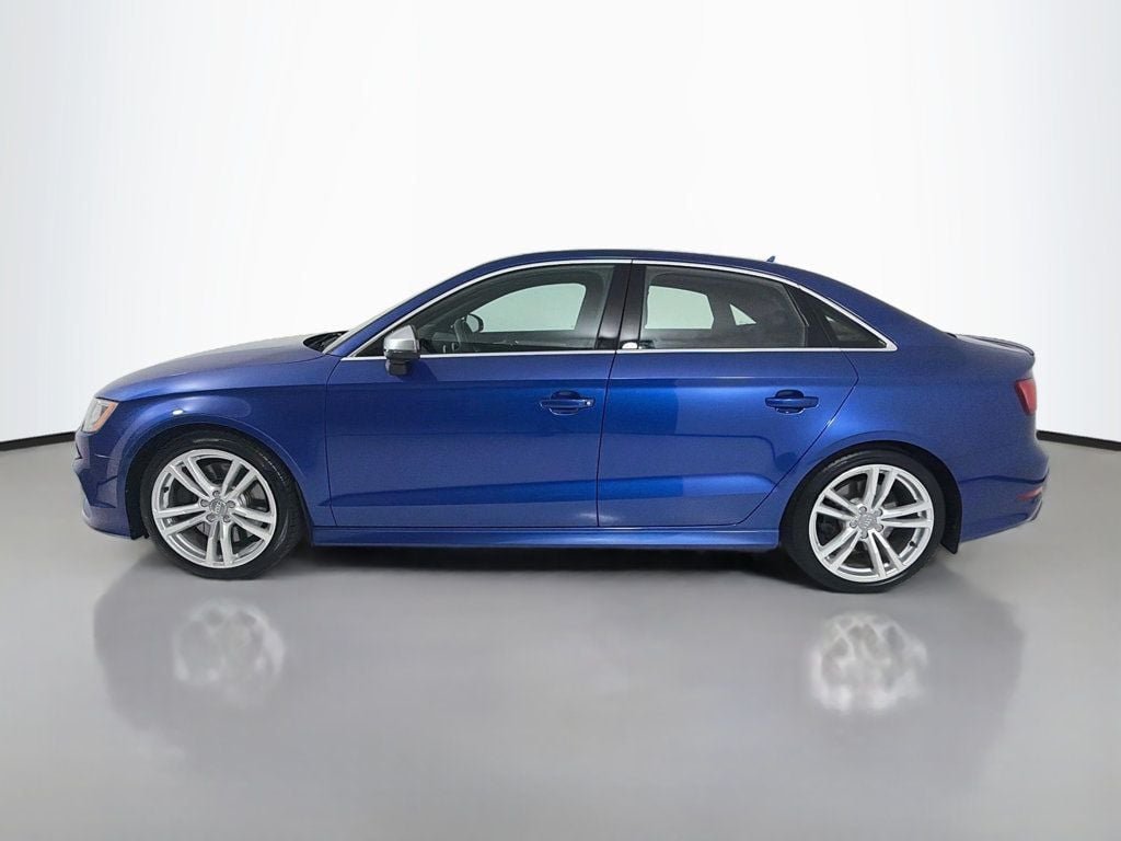 Used 2016 Sepang Blue Pearl Effect Audi 4dr Sedan quattro 2.0T Premium Plus image 4