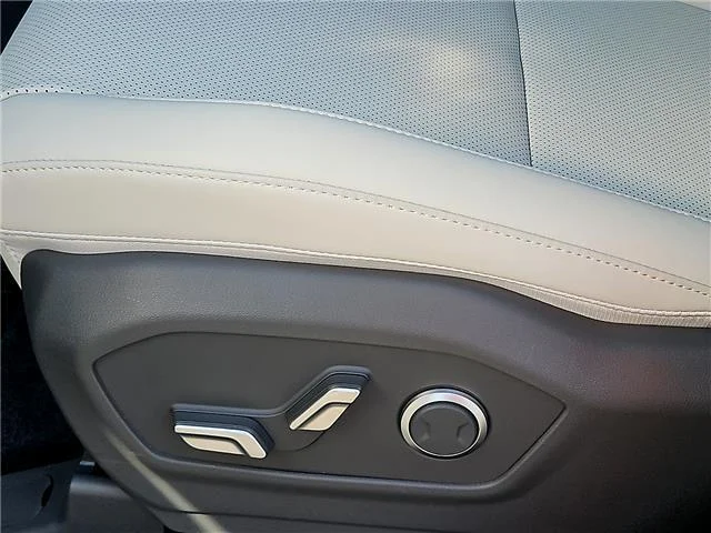 New 2027 Atlantis Blue Hyundai SEL image 11