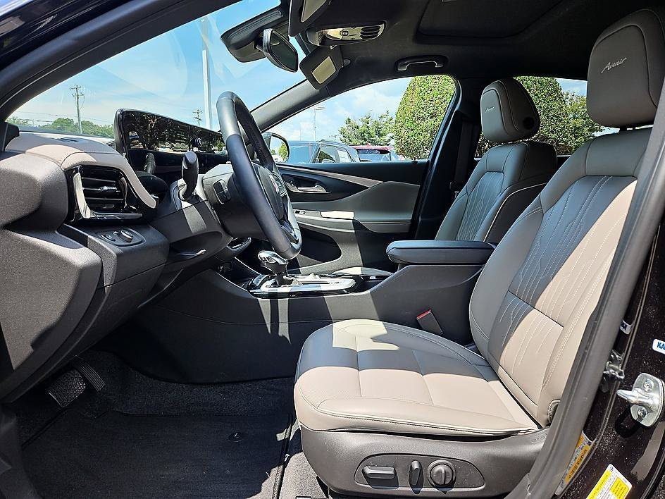 Used 2025 Ebony Twilight Metallic Buick Avenir image 9