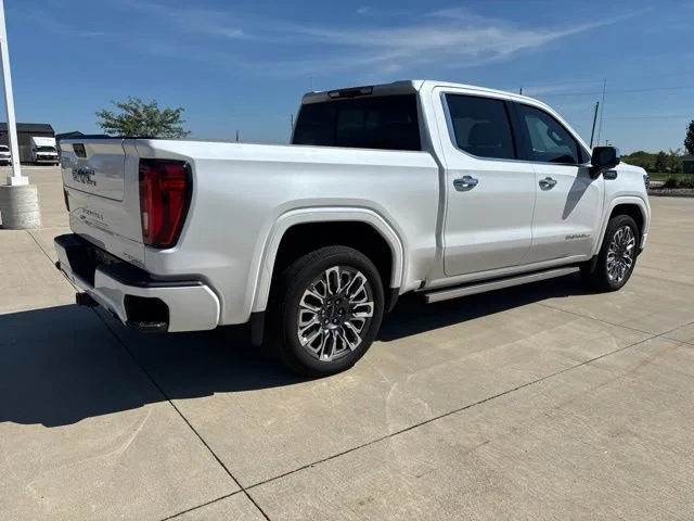 Used 2023 White Frost Tricoat GMC Denali Ultimate image 6