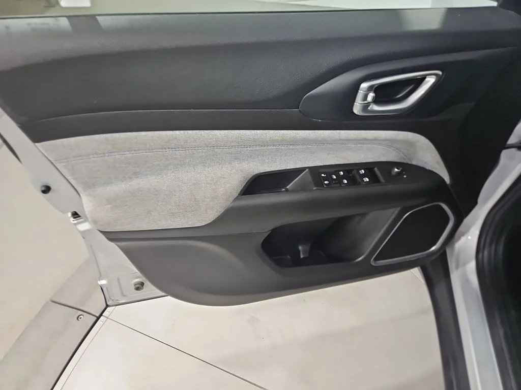 2024 Jeep Compass Latitude - Photo 10