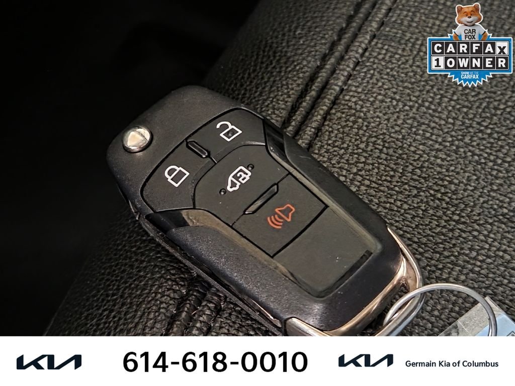Used 2019 White Ford XL image 33