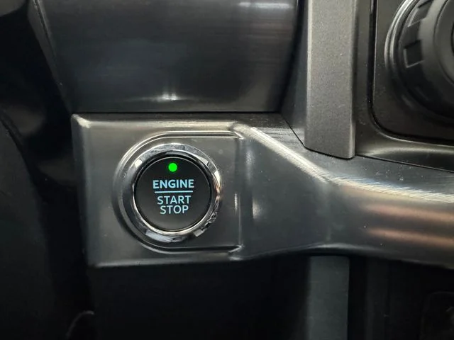 Used 2023 Black Metallic Ford Lariat image 26