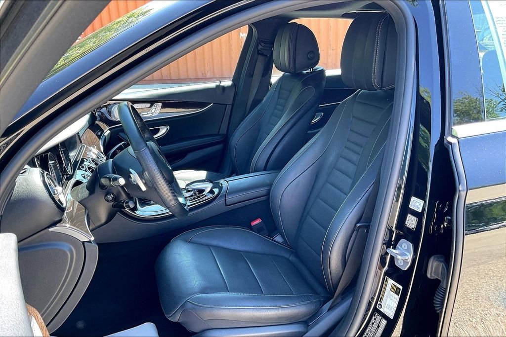 Used 2018 Black Mercedes-Benz E 400 image 25