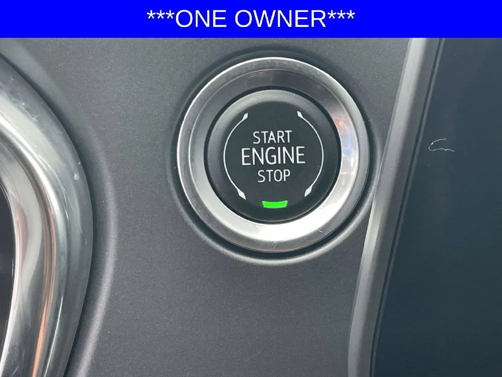 Used 2025 Habanero Orange Chevrolet 2LT image 23