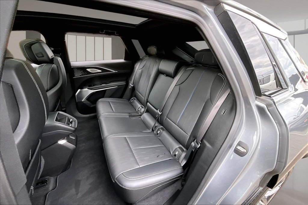 Used 2023 Gray Cadillac Luxury image 28