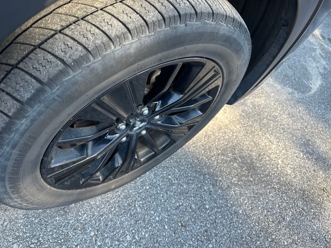 Used 2020 Black Mitsubishi LE image 4