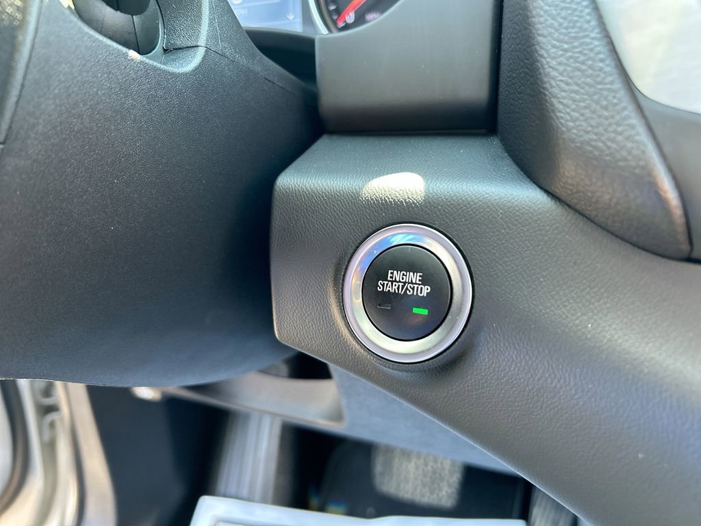 Used 2021 QUICKSILVER METALLIC GMC SLE image 20