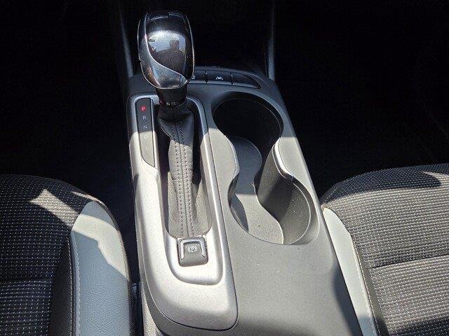 Used 2024 Summit White Buick Preferred image 18