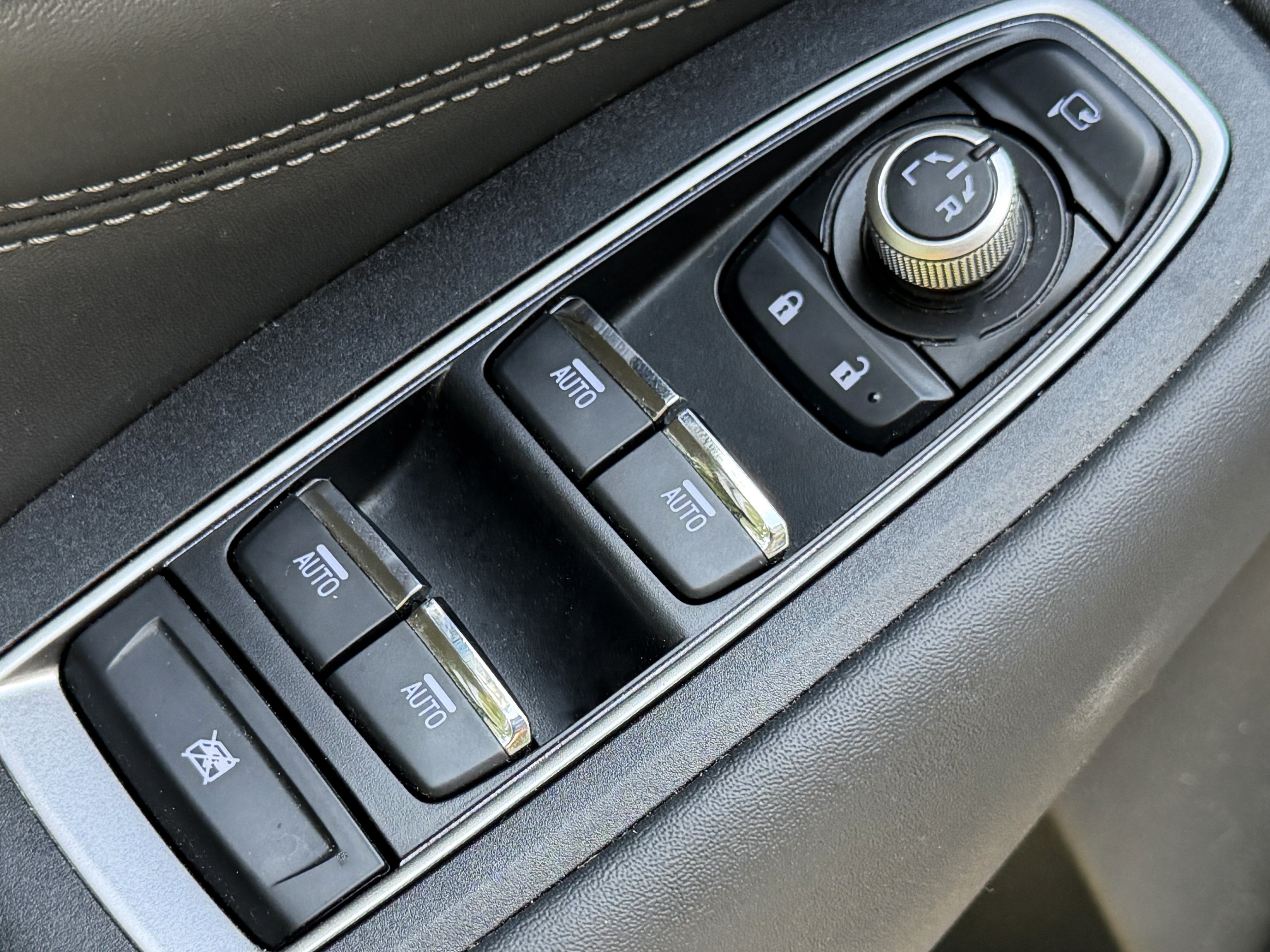 Used 2024  Subaru Touring XT image 5