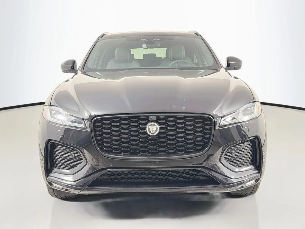 New 2026 Santorini Black Metallic Jaguar P250 R-Dynamic S image 2