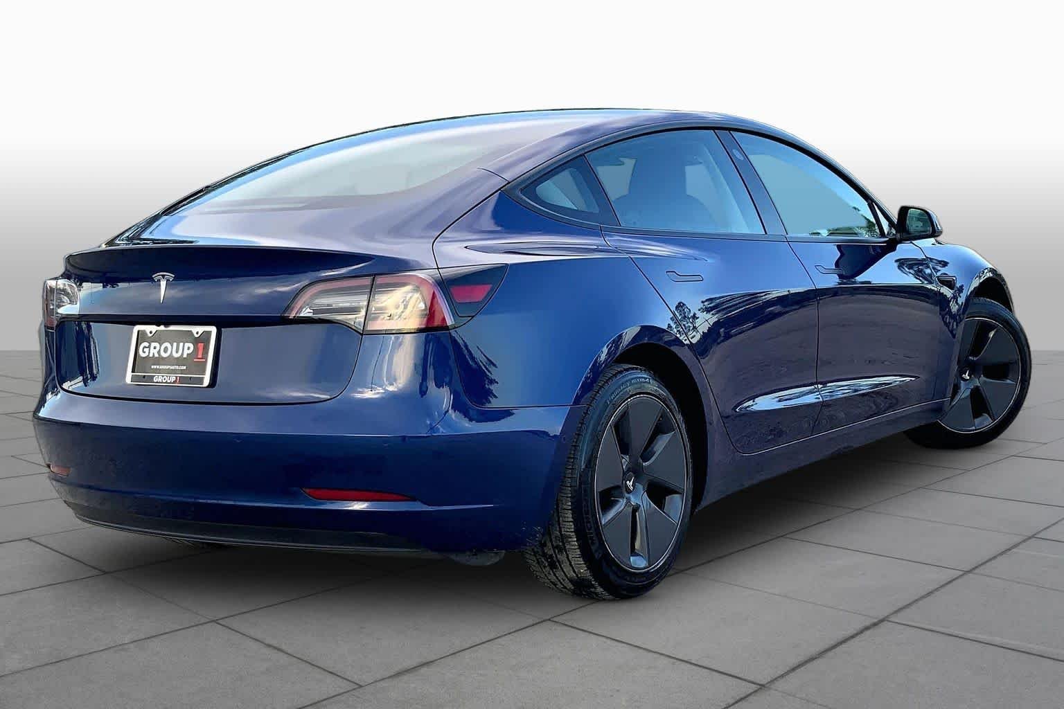 Used 2021 Deep Blue Metallic Tesla Standard Range Plus image 12