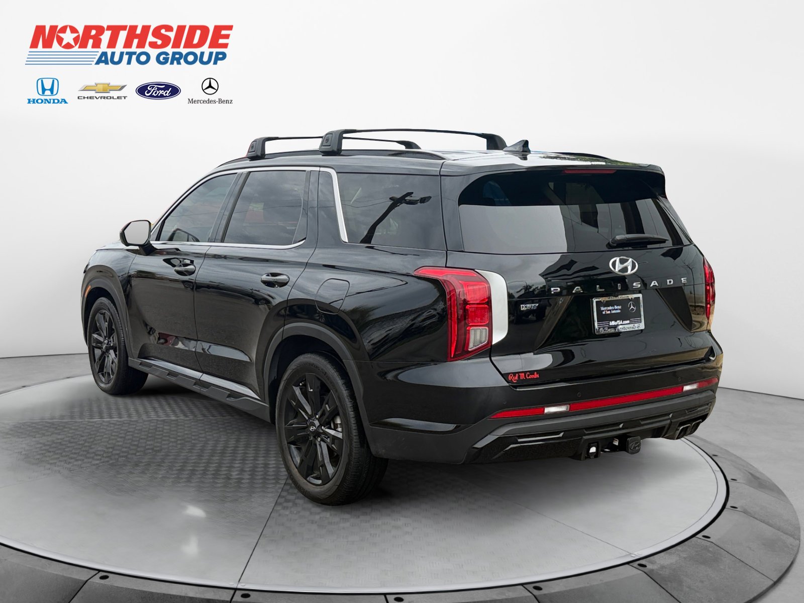 Used 2025 Abyss Black Pearl Hyundai XRT image 5