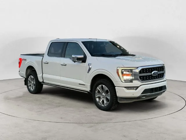 Used 2023 White Metallic Ford Platinum image 3