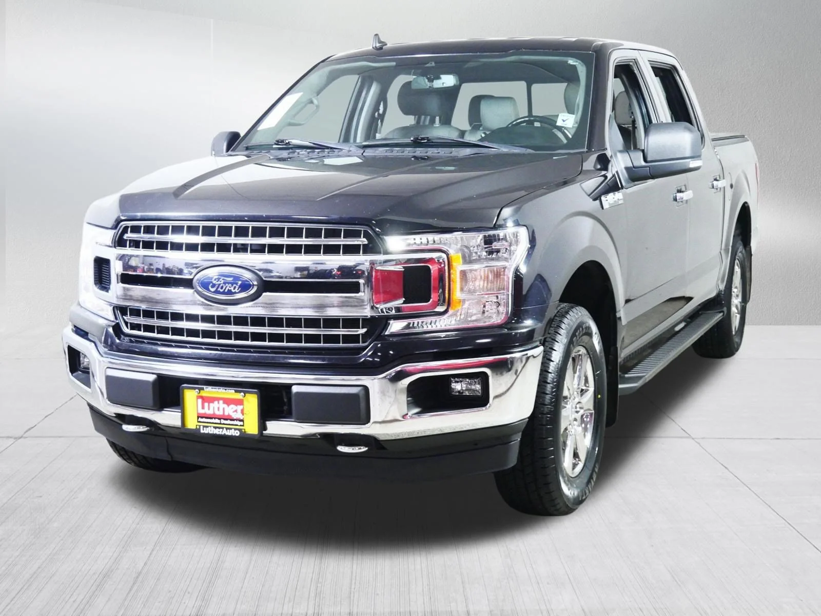 Used 2020 Agate Black Metallic Ford XLT image 3