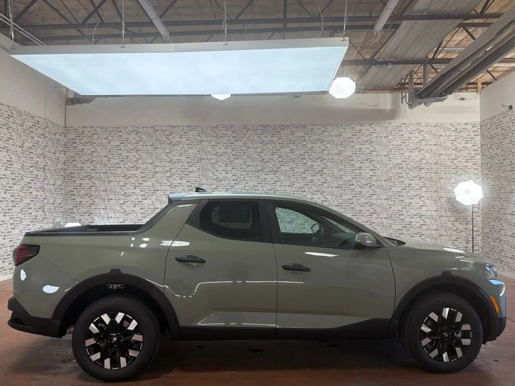 New 2027 Sage Gray Hyundai SE image 8