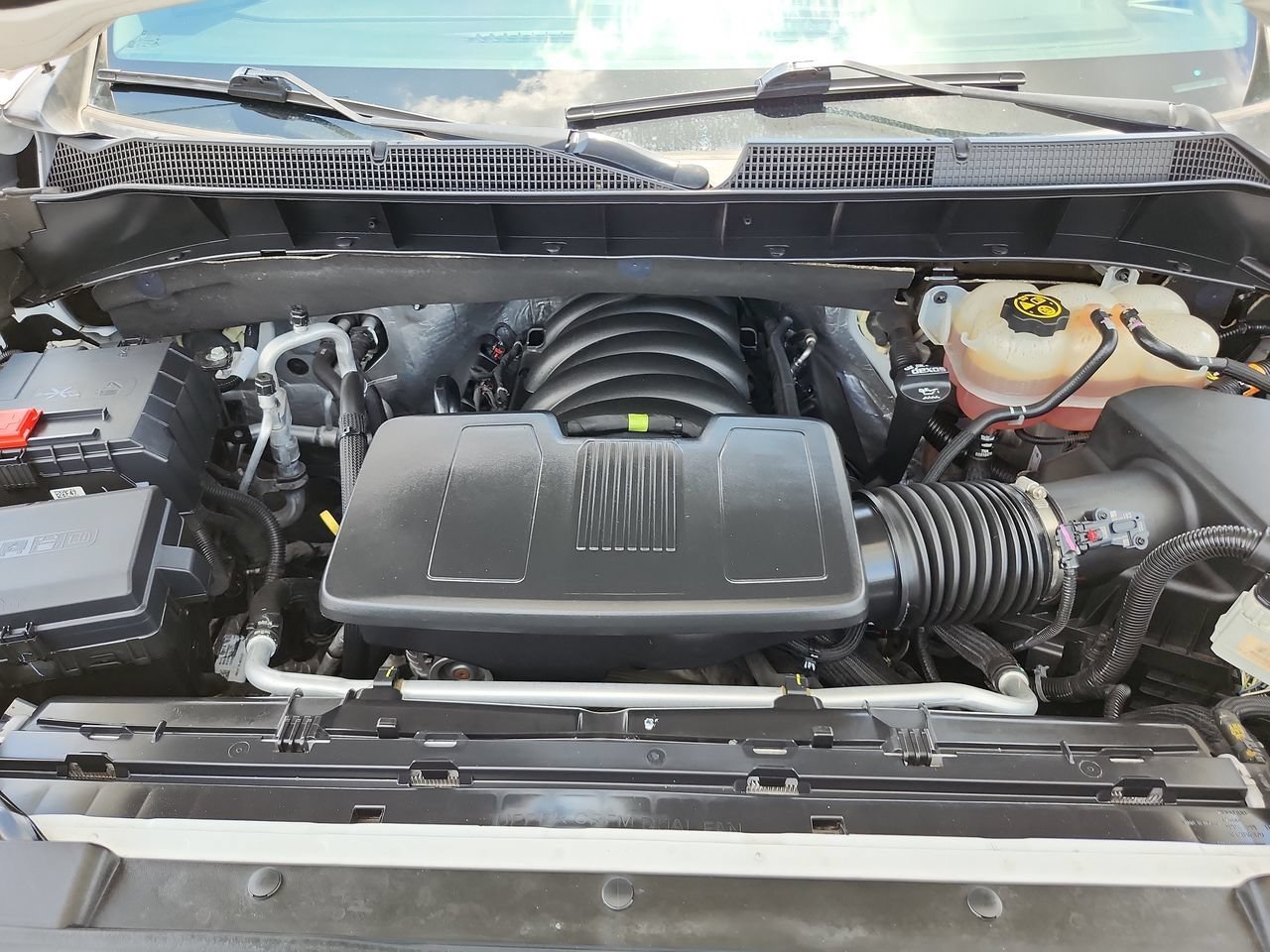 Used 2022 Summit White Chevrolet LT image 10
