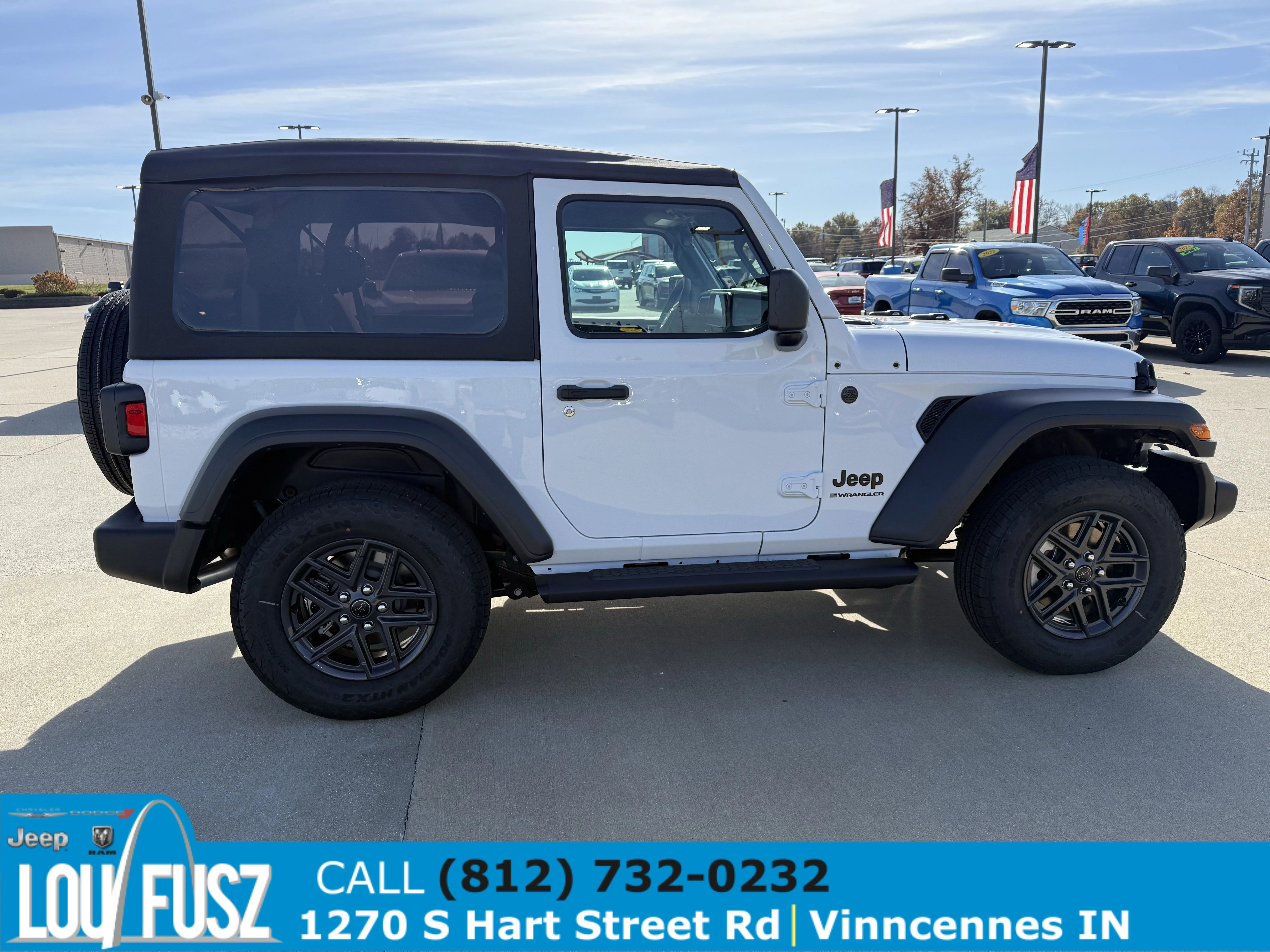 New 2026 Bright White Clear-Coat Exterior Paint Jeep Sport S image 9