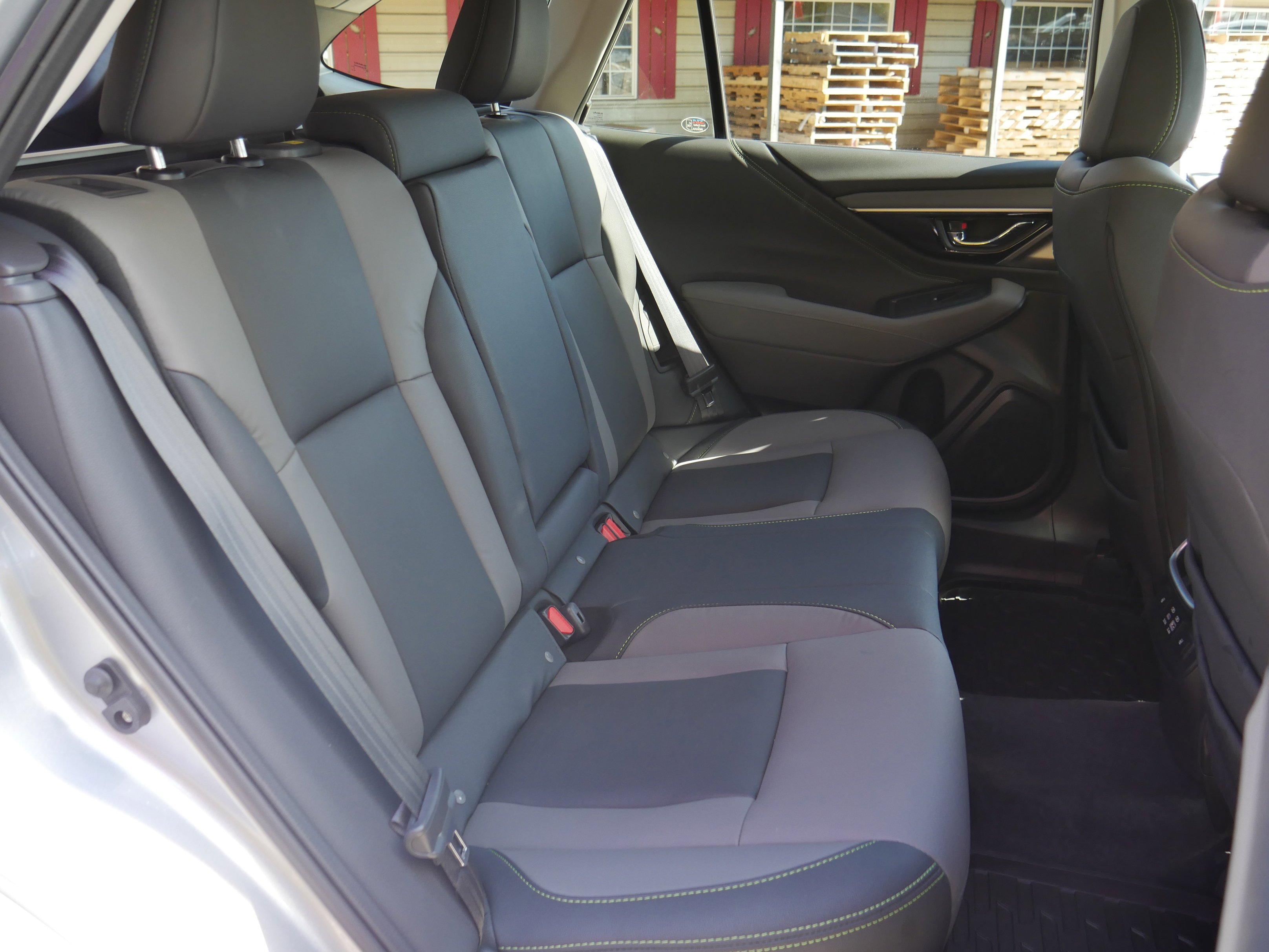 Used 2023 Ice Silver Metallic Subaru Onyx Edition XT image 27