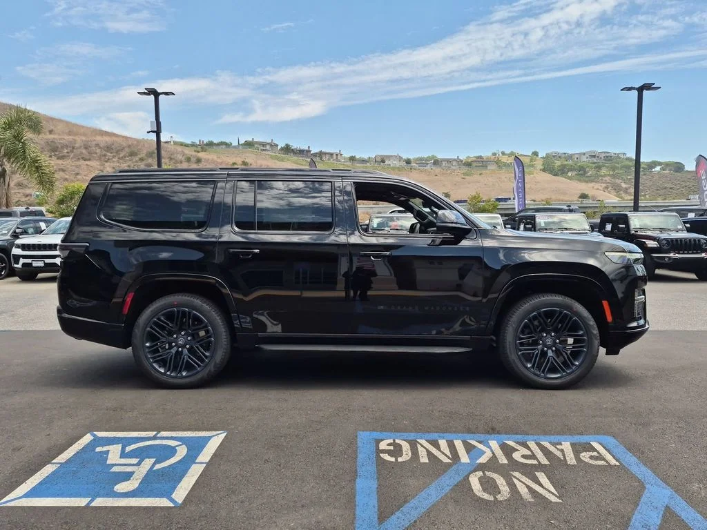 New 2026 High Gloss Black Jeep 85th Anniversary Edition image 4