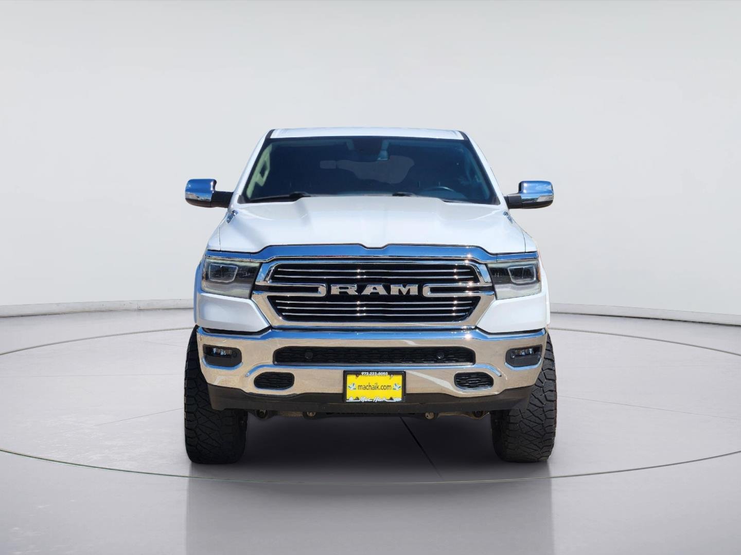 Used 2020 Bright White Clearcoat Ram Laramie image 2