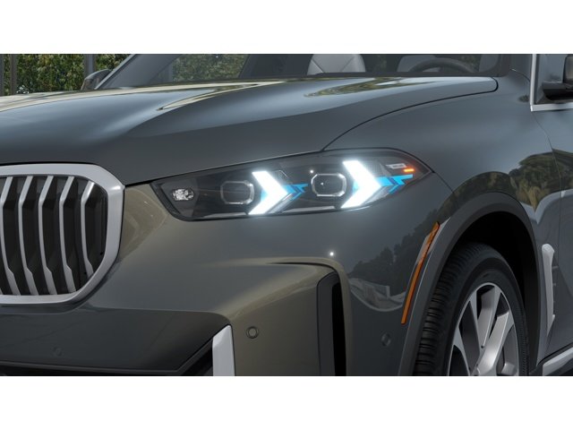 New 2026 Dravit Grey Metallic BMW xDrive40i image 6