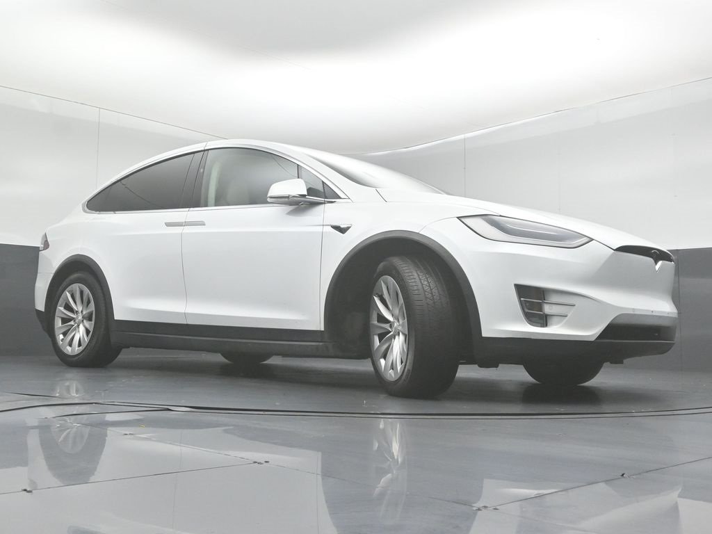 2018 TESLA MODEL X - Image 24